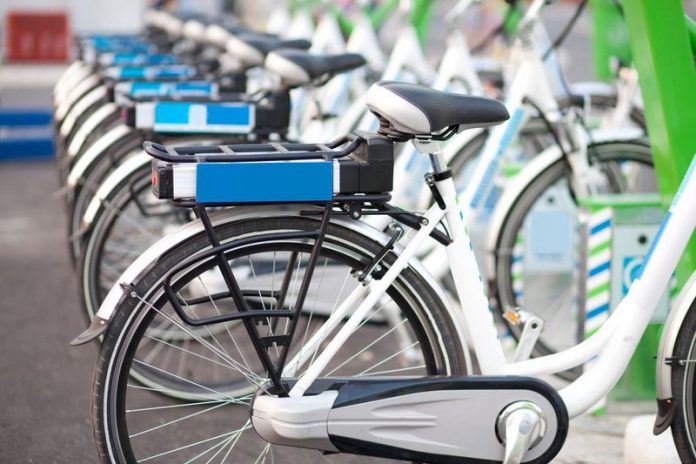 air-pollution-electric-bikes Reduce air pollution electric bikes for hire