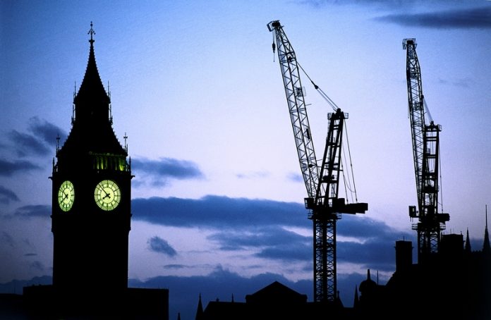 dreamstime_s_3784458 (1) Small housing developments dominate London’s pipeline, but only provide one in five homes