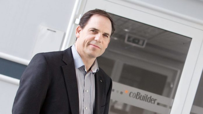 Investing in the BIM education of experts. Is it worth it?