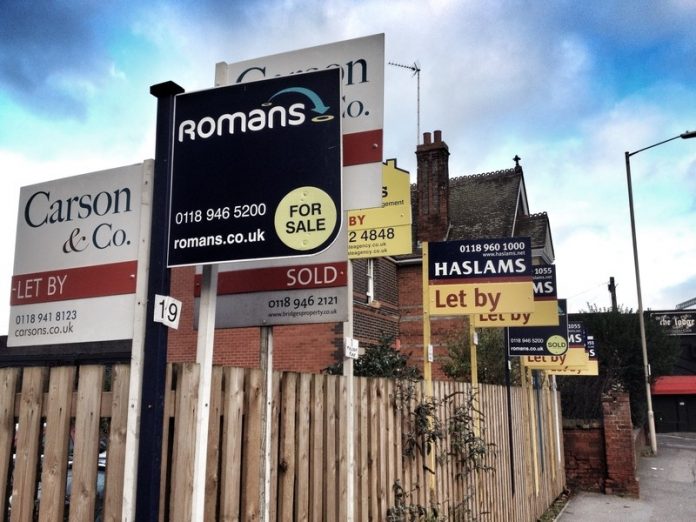 Moody’s: Ireland faces skilled foreign workers shortage foreign workers