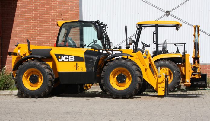 Nixon Hire makes colossal £10m construction equipment order © Bob Adams construction equipment, telehandler machines, JCB, Nixon Hire,