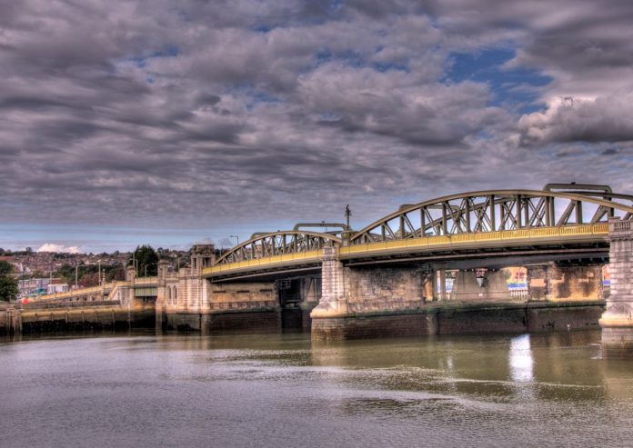 Rochester bridges refurbishment, FM Conway,