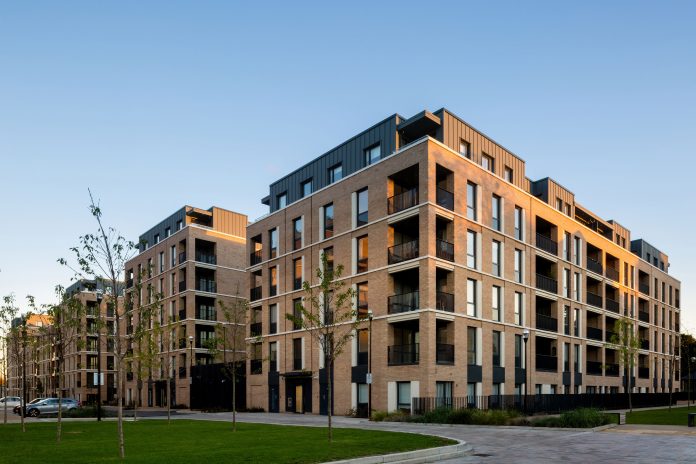 St Bernards Gate, higgins, development