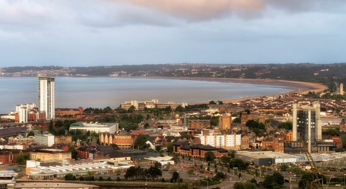 Swansea Bay Energy Island proposes floating modular homes © Leighton Collins dragon energy island, swansea bay, modular homes,