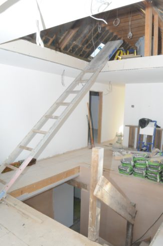 unprotected stairwell, HSE, self-employed contractor