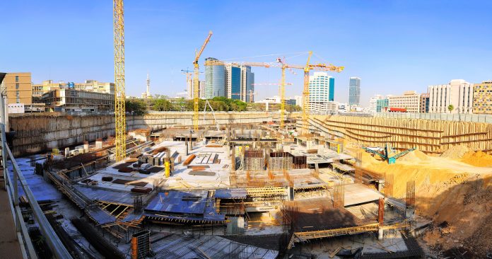 Construction sector sees rise in social housing construction © Hugoht construction and infrastructure survey, social housing, RICS,