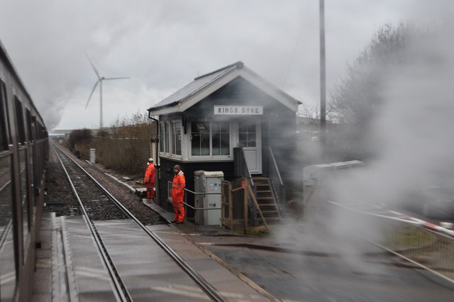 King's Dyke © Ashley Dace King’s Dyke crossing, Kier,