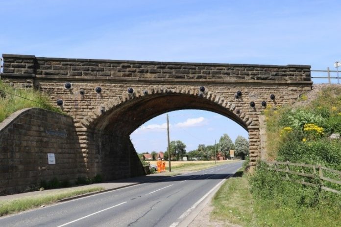Structural health monitoring to improve decision-making for masonry arch bridges Structural health monitoring, heritage asset,
