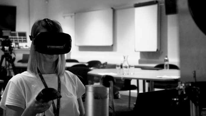 Occupational safety, Virtual reality, Dr Tess Roper