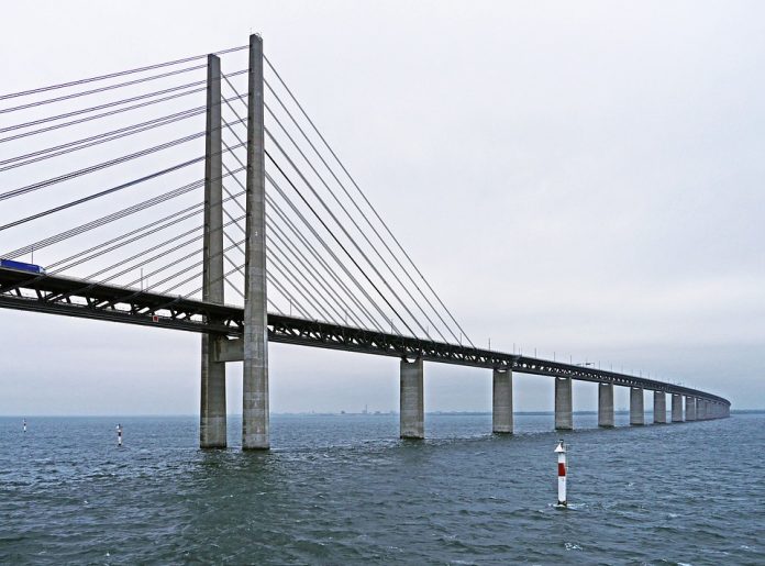 Oresund Bridge Pylons East Side Cable-stayed Bridge concrete, admixtures,