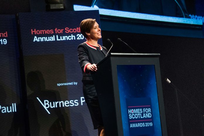 housing completions,