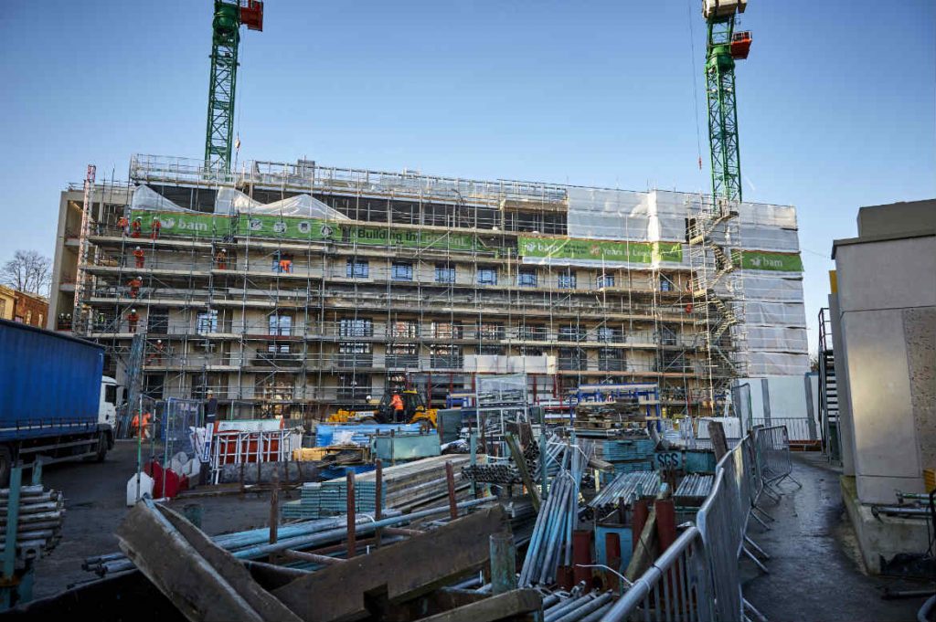 New building at University of Leeds tops out
