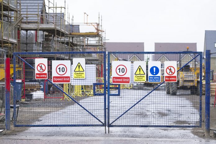 construction sites, coronavirus lockdown,
