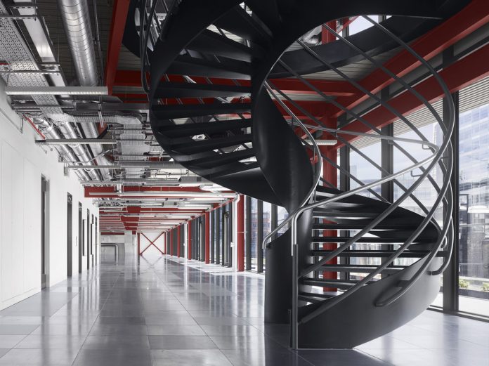 HyperFocal: 0 Reskinning, housing shortage,