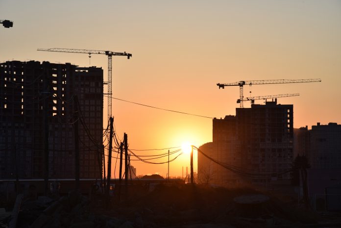 Construction contract awards drop by 36.4% in April Construction contract awards,