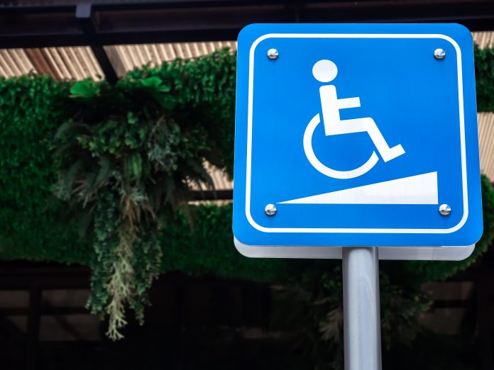 dreamstime_xxl_187832855 blue badge,