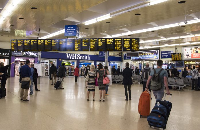 dreamstime_xxl_58205138 rail transport in the north