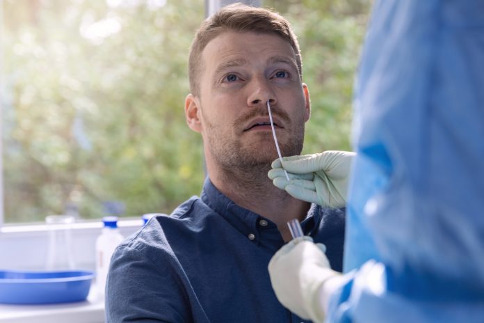 dreamstime_xxl_196870506 Covid testing