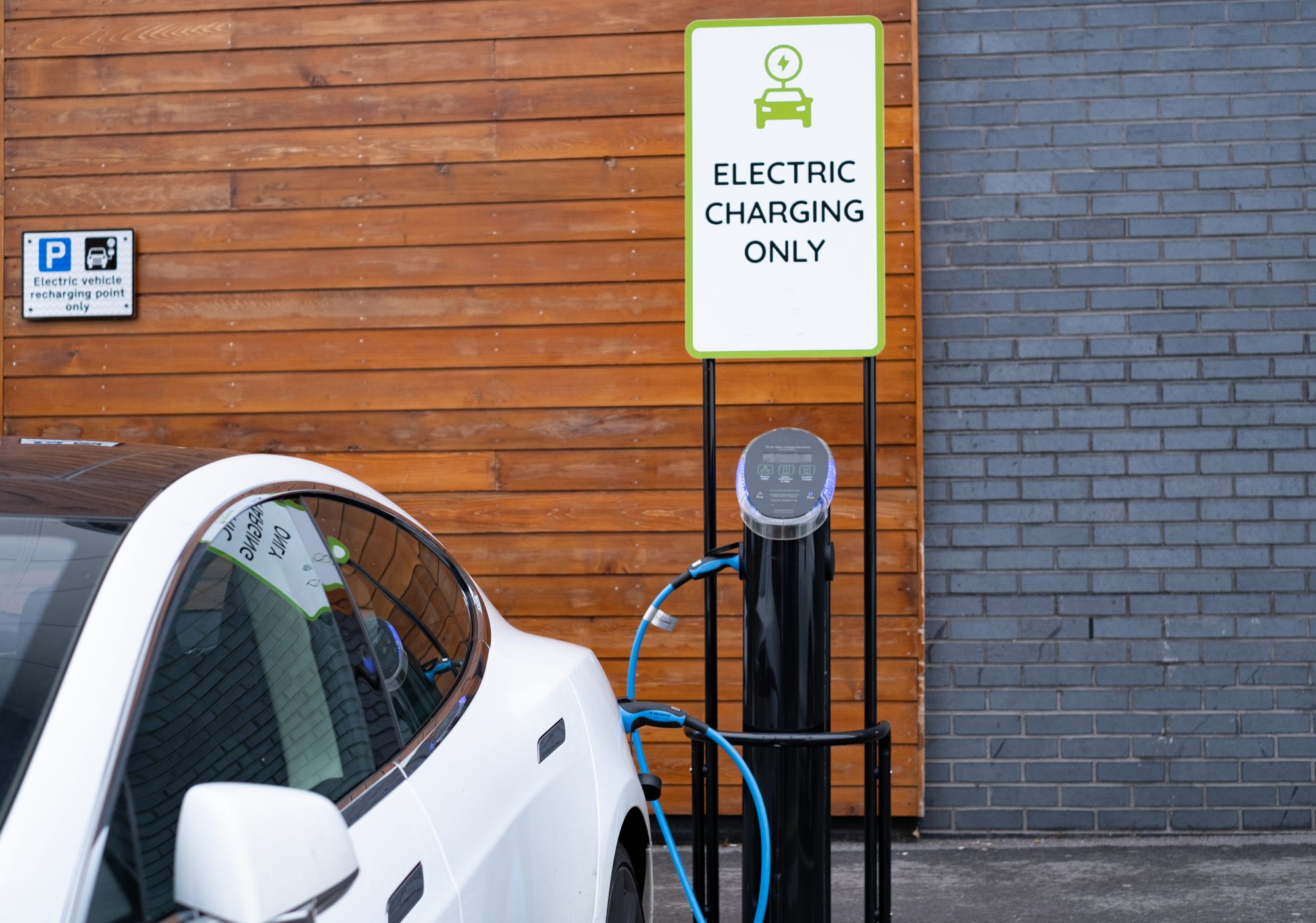 EQUANS to deliver 600 electric vehicle charging points across the UK