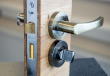 locking mechanism