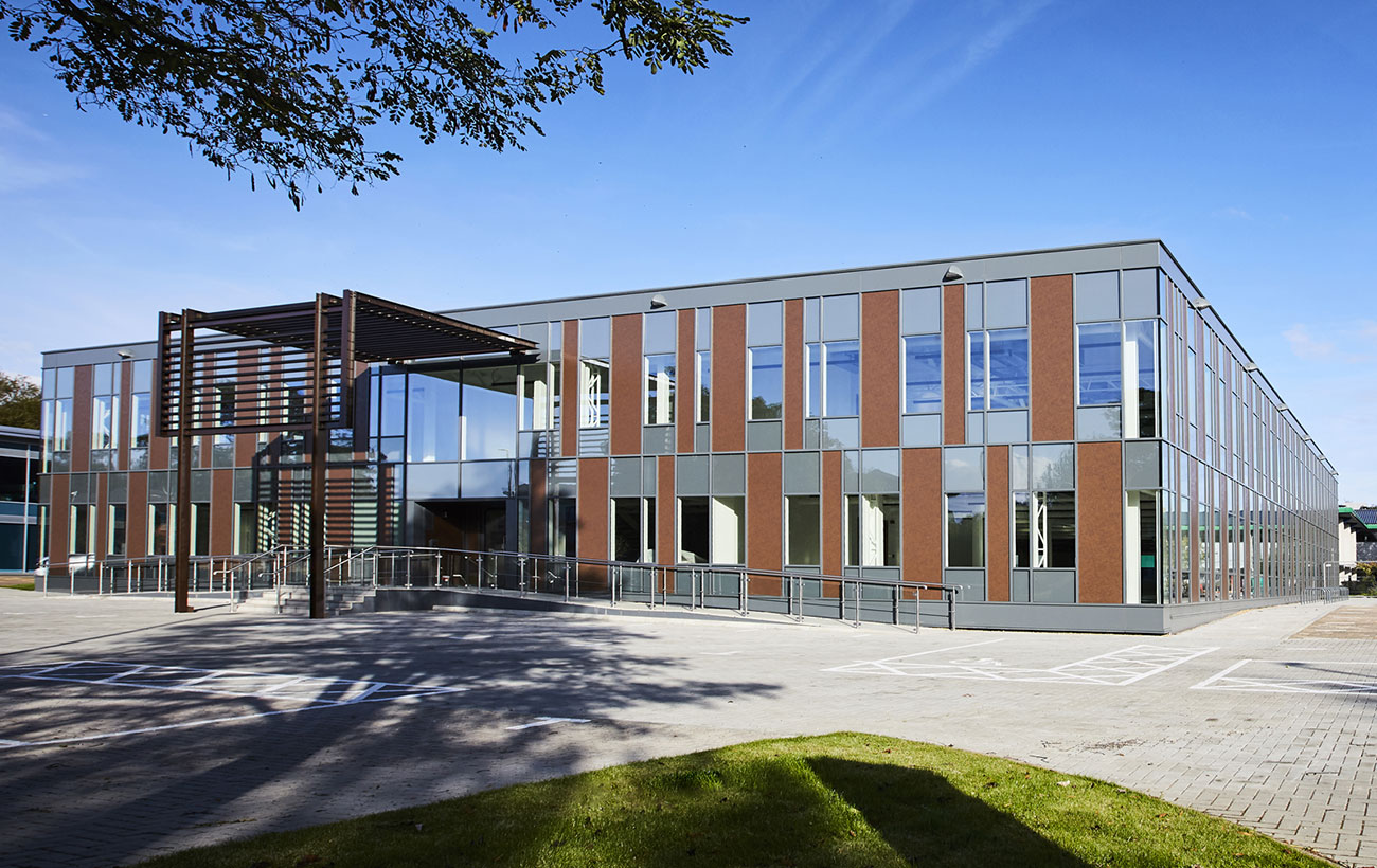 Wates expands its business with sustainable hybrid office in the Southwest