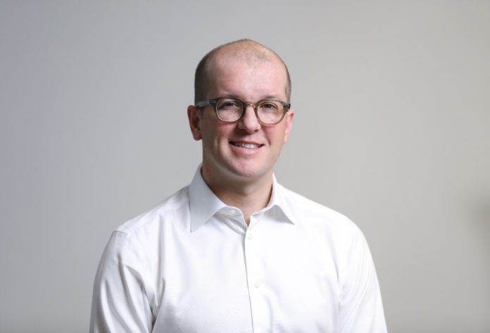 be445c5382f81ed0e08573 Gavin Russell