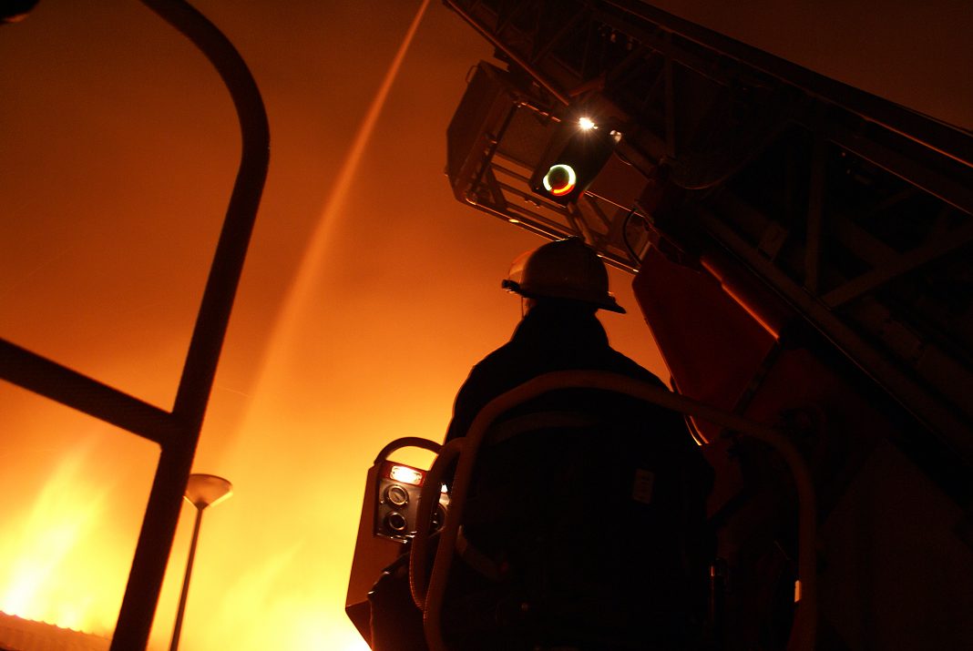 dreamstime_xxl_100295452 cladding crisis plan