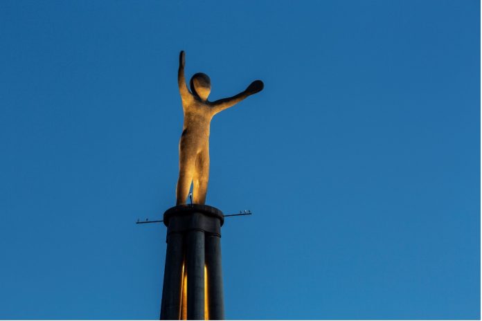 275037403_507799954380388_1743005535677644176_n Sculpture cement