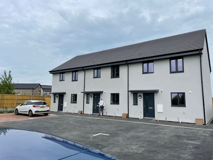 PB Cluster Visit - Barton Gardens 2 benefits of MMC