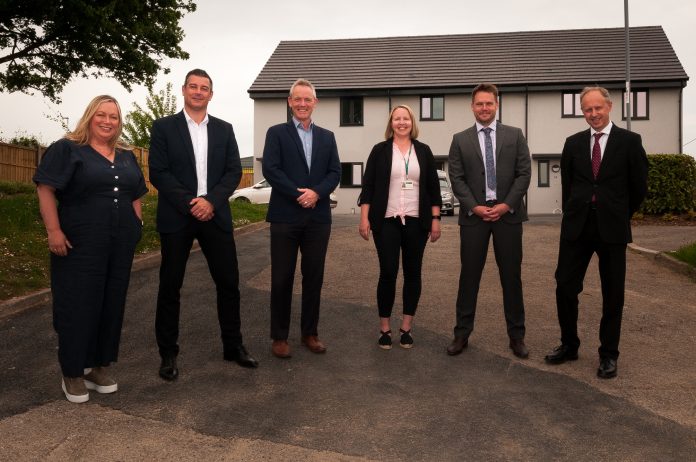 Rollalong Magna 1 energy-efficient homes