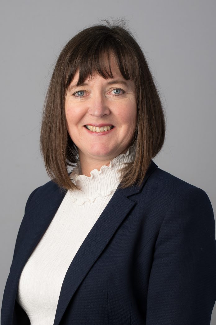 Dr Alison Vincent headshot of Dr Alison Vincent