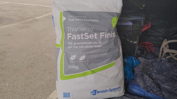 bag of British Gypsum's ThistlePro® FastSet Finish plaster