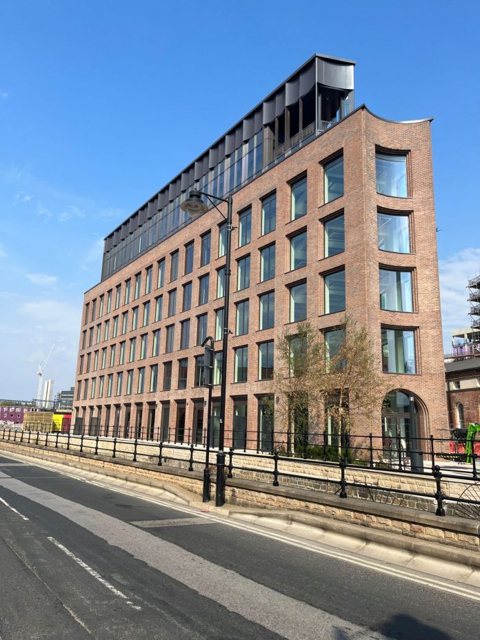 BAM Construction has completed the Globe Point office development in Leeds, the first new build office to be delivered in the city this year