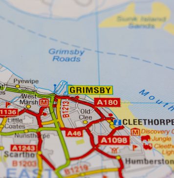 An £8m boost of funding to repair A180 bridges connecting Grimsby and Immingham has been announced by the Levelling Up Secretary Greg Clark