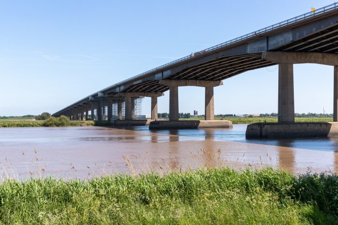 M62 Ouse Bridge repair