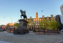 Construction starts on £7.4m extension to Leeds district heating network A planned extension to Leeds’ district heating network will begin construction after being awarded Heat Networks Investment Project funding, adding 2,500 metres to the network