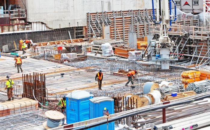 Construction workers talking about mental health