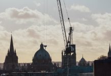 Willmott Dixon secures Bicester forensics centre as Wates Oxford life sciences hub tops out Thames Valley Police has selected Willmott Dixon to deliver a new Bicester forensics centre, as Wates' £200 life sciences building at the University of Oxford tops out