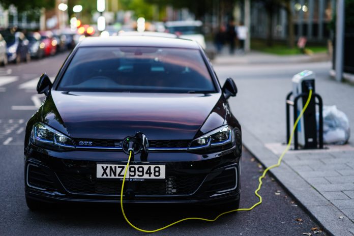 Balfour Beatty has announced an £60m investment into electric vehicle chargepoint operating company Urban Fox