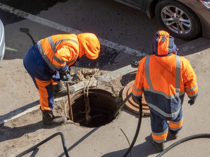 uncovered manhole - site safety measures