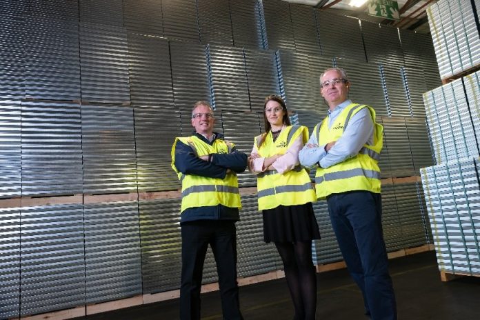 Kingspan has debuted their latest and lowest-ever embodied carbon access floor panel, the RMG600+, with a 57% reduction in embodied carbon