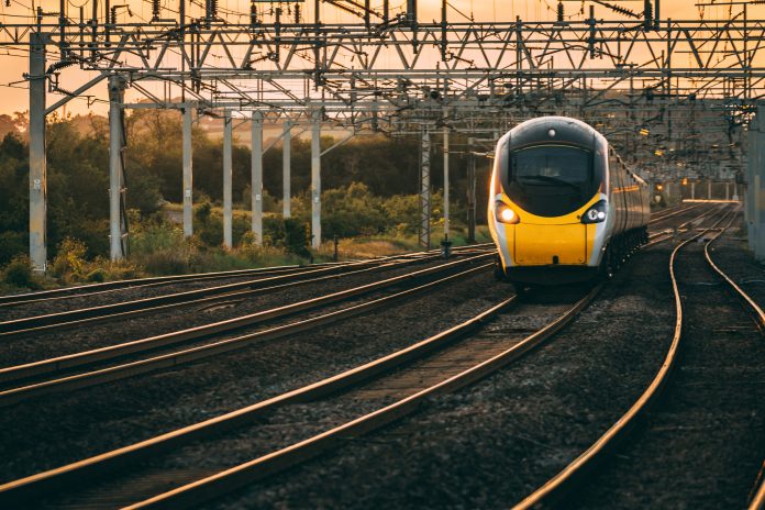 UK train - HS2 contracts