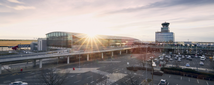 Pic 1 Prague Airport image