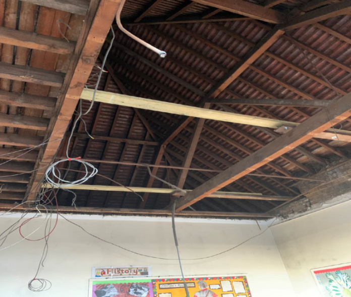 An image of the classroom ceiling collapse