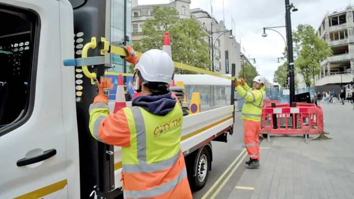 road safety works using field management software