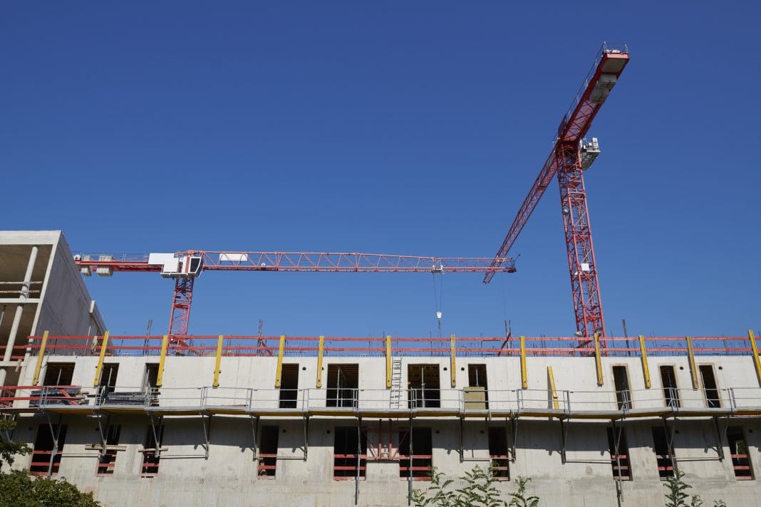 Office building under construction / New settlement Graitec's Ben Townsend and Elitsa Yakimov discuss how digital construction tools can boost modular construction by enabling leaner production