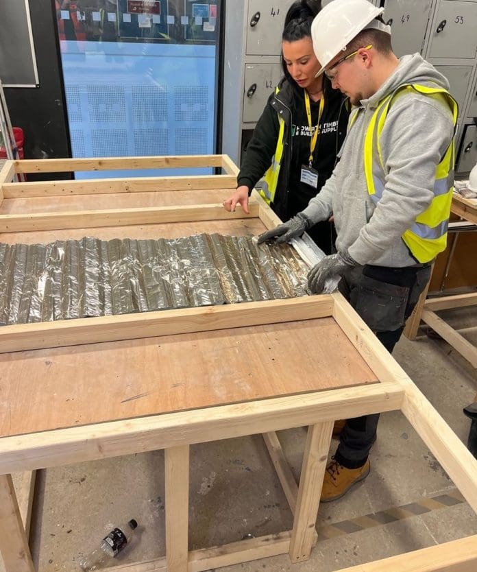 Specialists from Actis came to a Barnsley College Construction Centre to give the students some hands-on thermal bridging training