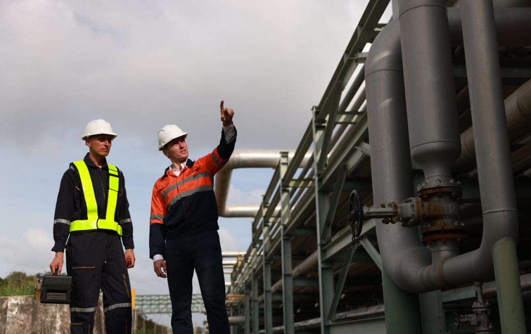 Steven Hardman explores how on-site energy generation can help businesses reduce reliance on their local grids and boost energy efficiency