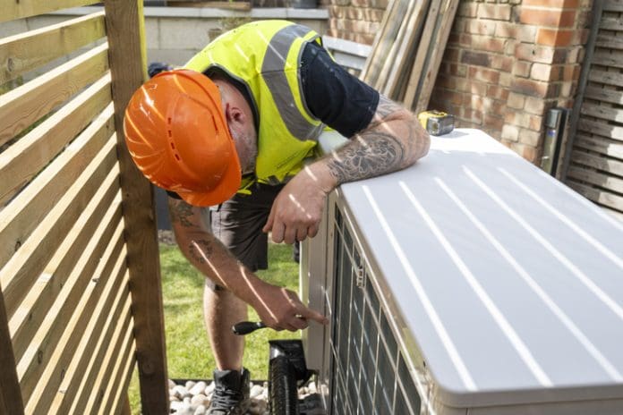 Heat pump grant demand soars by 75% in February 2024 Government figures show that heat pump demand is going from strength to strength, as February 2024 saw a 75% increase in demand compared to 2023