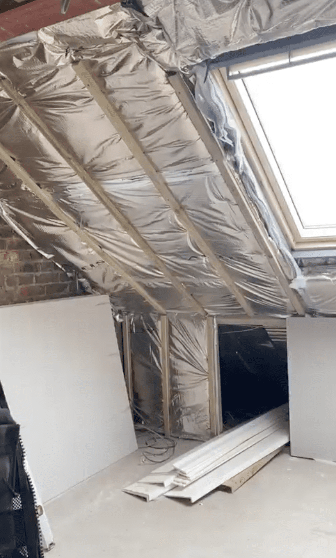 ACTIS IN ROOF Many are finding that the Actis Hybrid range and the new two-in-one Eolis HC meet all their compliance and efficiency needs